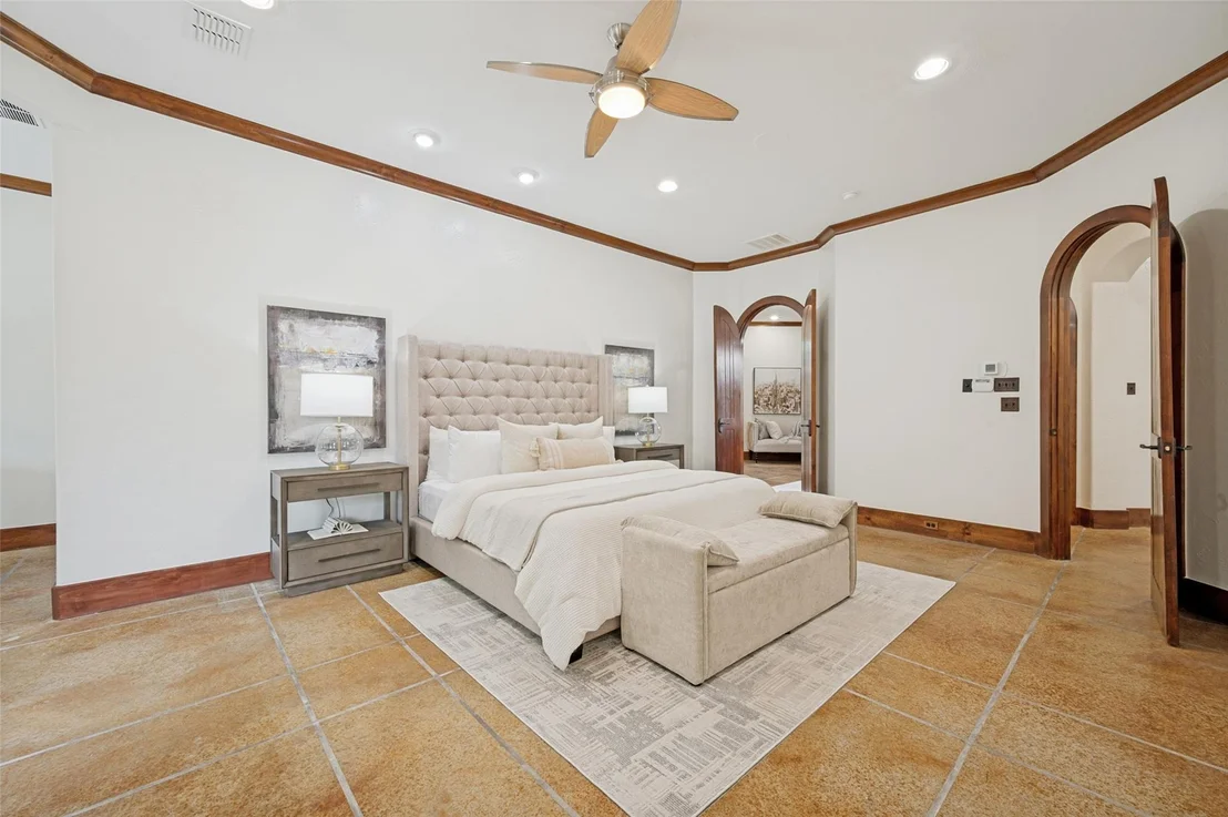 Photo of 2626 Twelve Oaks Lane
