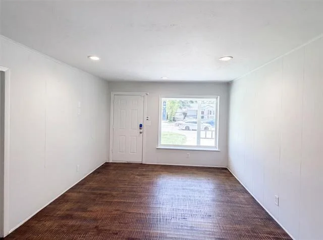 Photo of 2415 Barnes Bridge Road