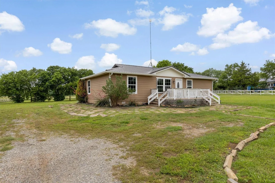 Photo of 5732 Emilia Way