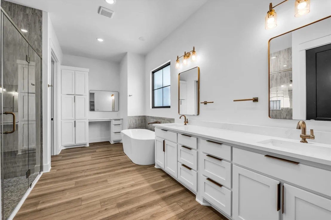 Photo of 611 Willow Moon Ranch