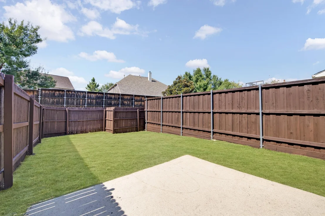 Photo of 6883 Winston Drive