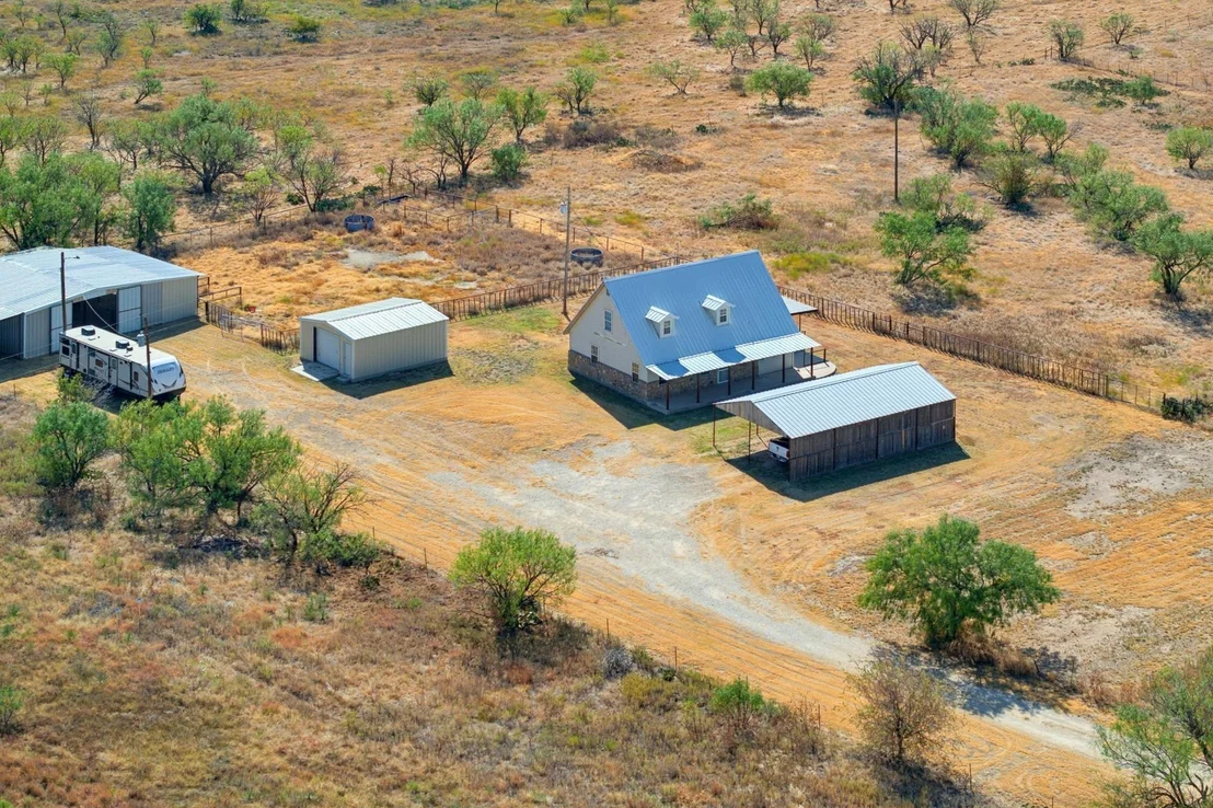 Photo of 1818 S County Road 215