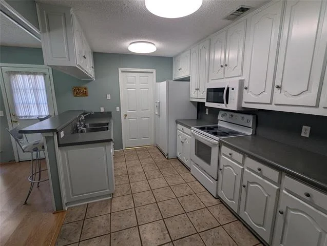 Photo of 701 Summer Place