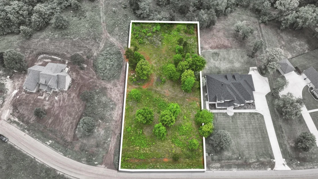 Photo of 830 Stone Chimney Rd