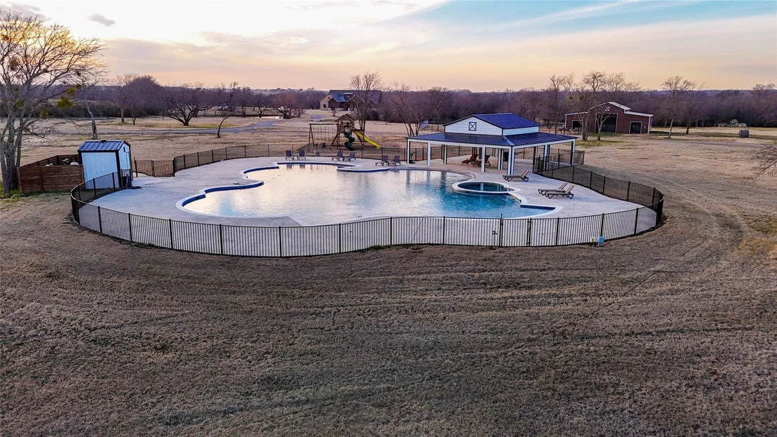 Photo of 5165 Hartlee Field Road