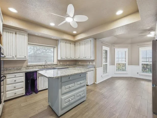 Photo of 6606 Canalview Drive