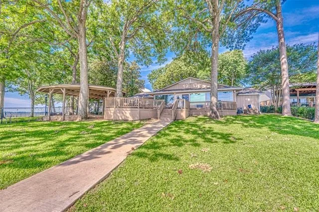 Photo of 113 Crestwood Circle