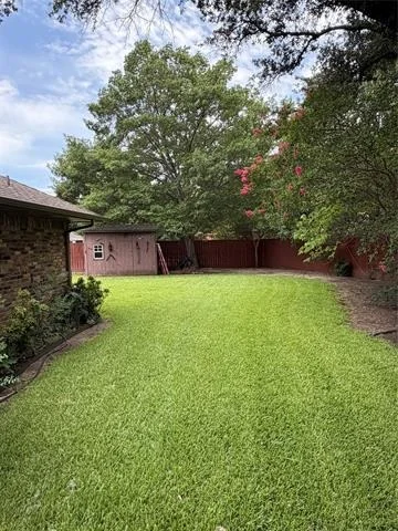 Photo of 510 Meadowview Lane