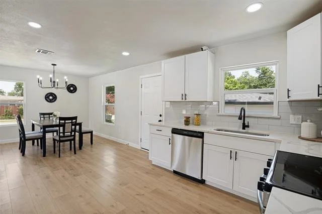 Photo of 1302 Marion Drive