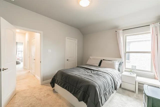 Photo of 838 Mildren Lane