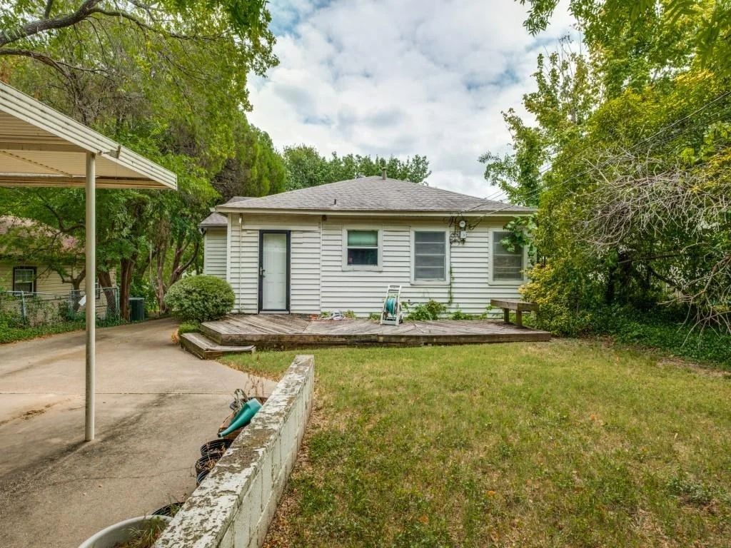 Photo of 9543 Peninsula Drive