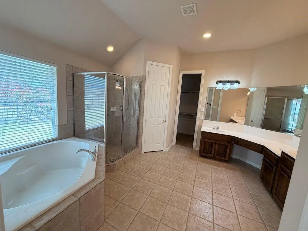 Photo of 2185 Clubview Drive