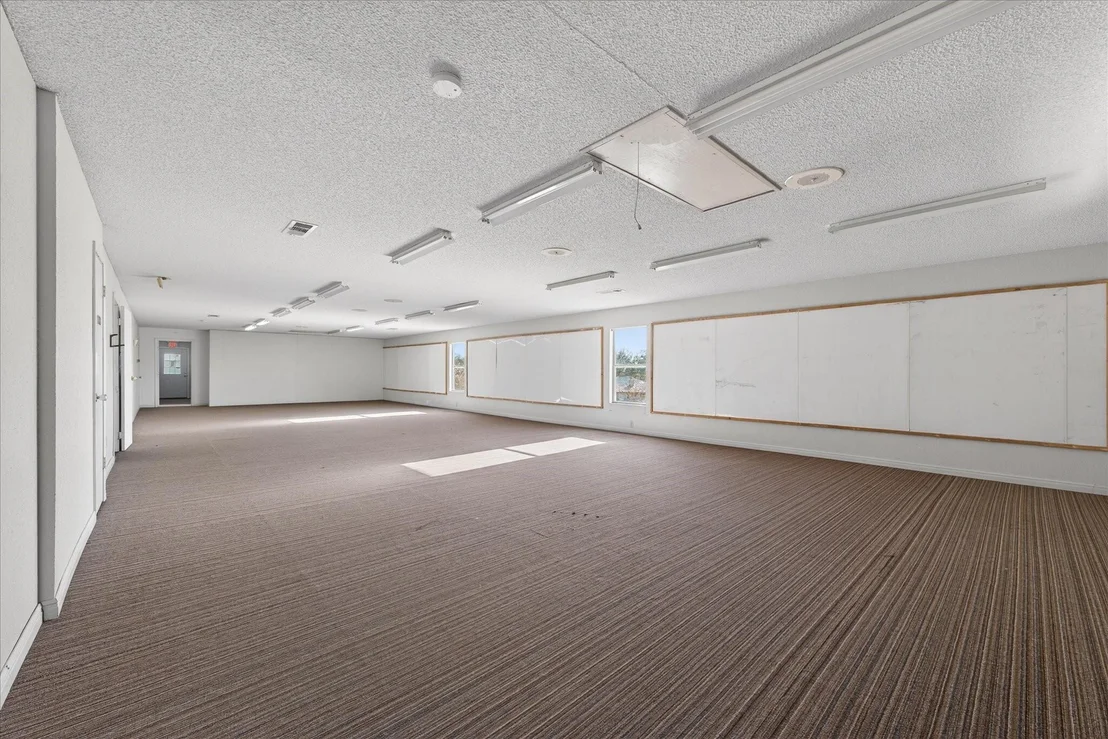 Photo of 611 W Spring Valley Road