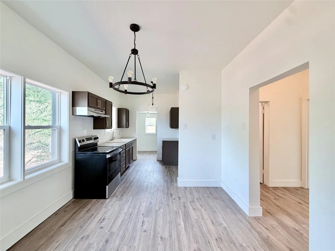 Photo of 525 Miller Street