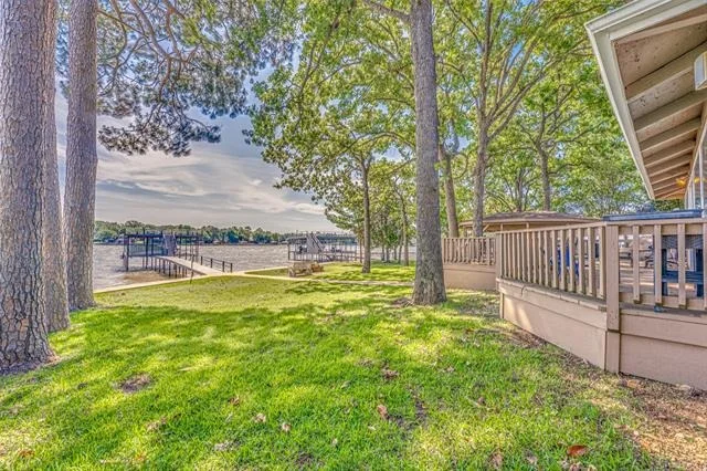 Photo of 113 Crestwood Circle