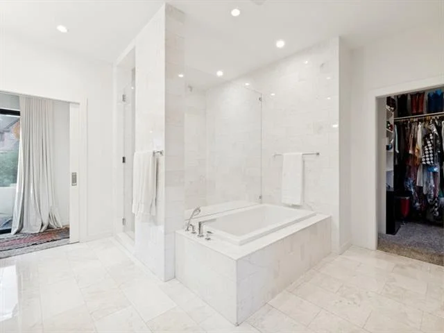 Photo of 6741 Alexander Drive