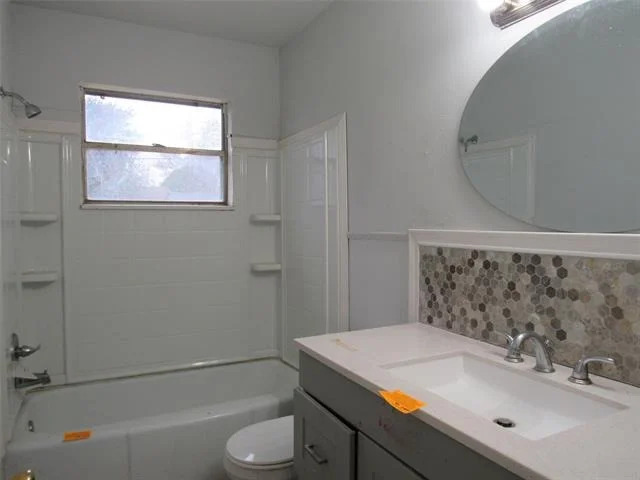 Photo of 218 Virginia Drive