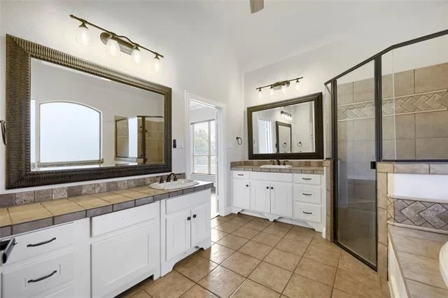 Photo of 1501 Willow Tree Drive