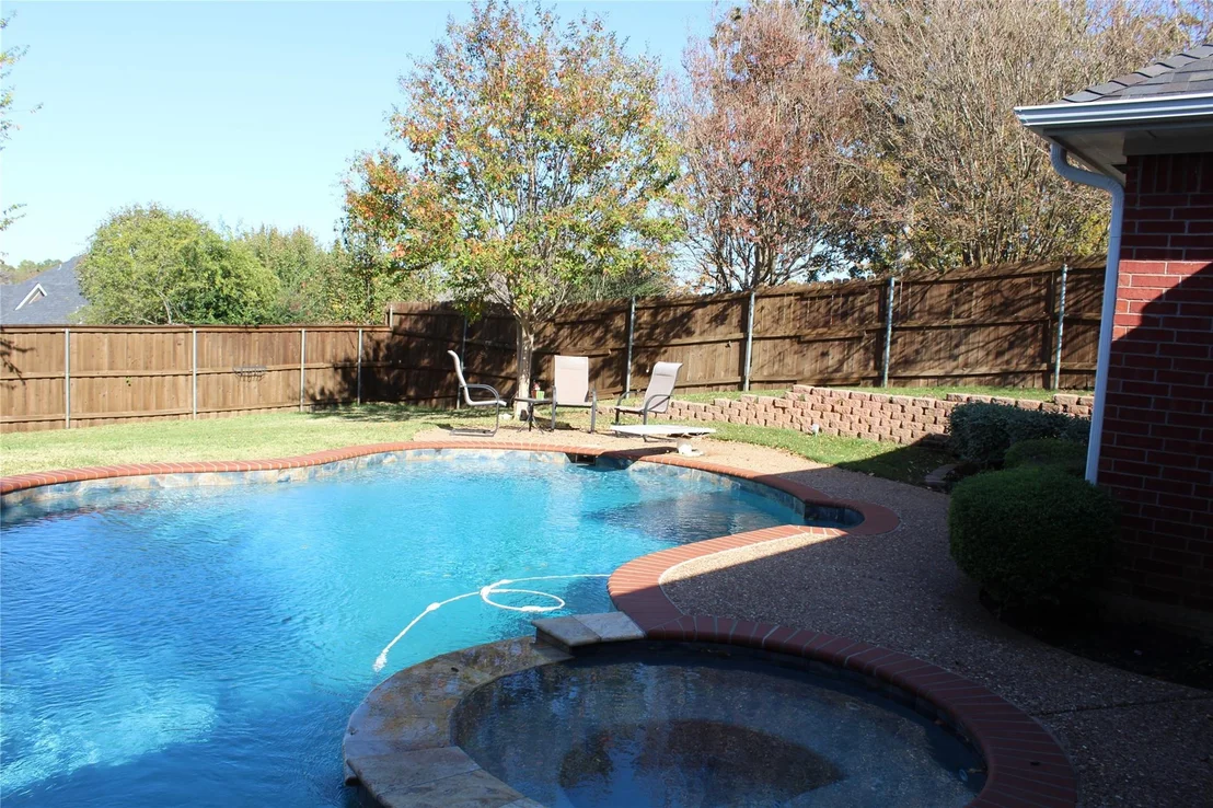 Photo of 2131 Deer Run