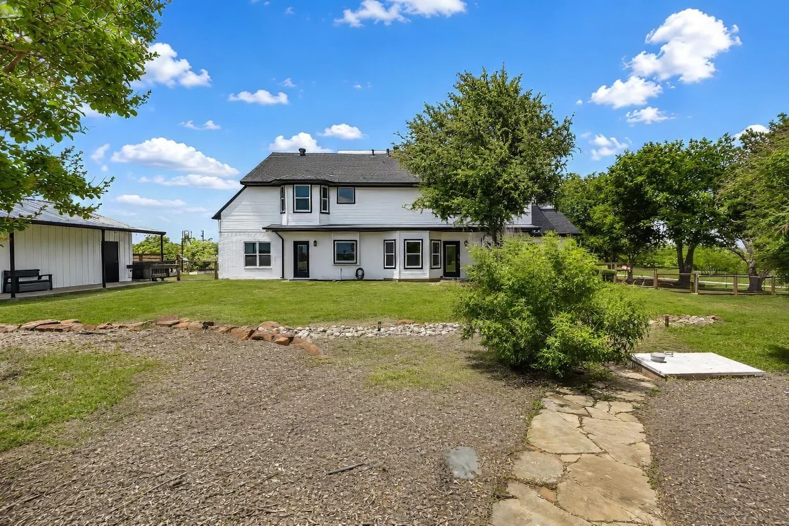 Photo of 3817 Ganzer Road W