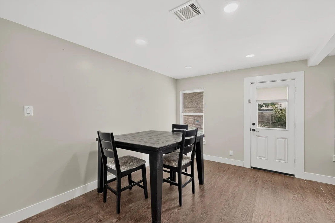 Photo of 2310 Costa Mesa Drive