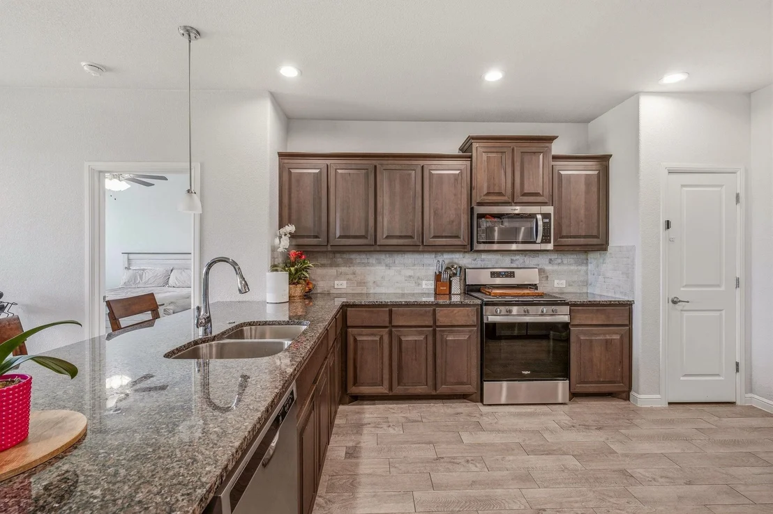 Photo of 1106 Burlingame Drive