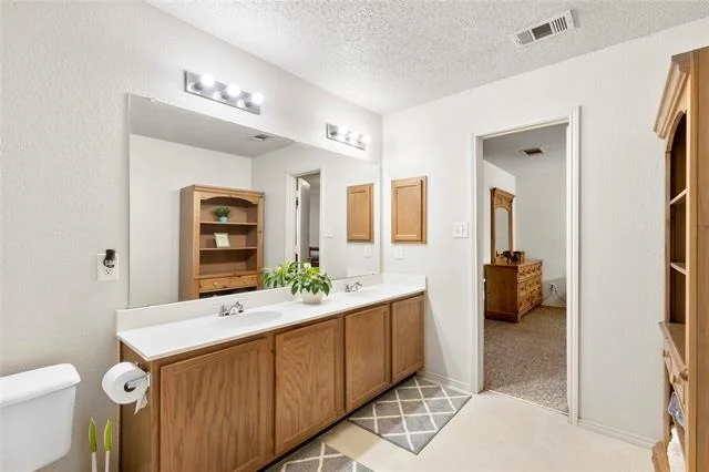 Photo of 1403 Buckingham Drive