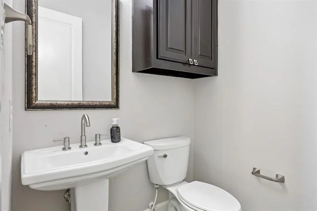 Photo of 4550 Honeyvine Lane