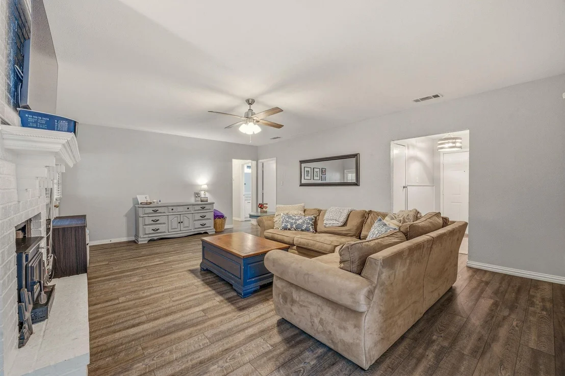 Photo of 401 Meadow Ridge Drive