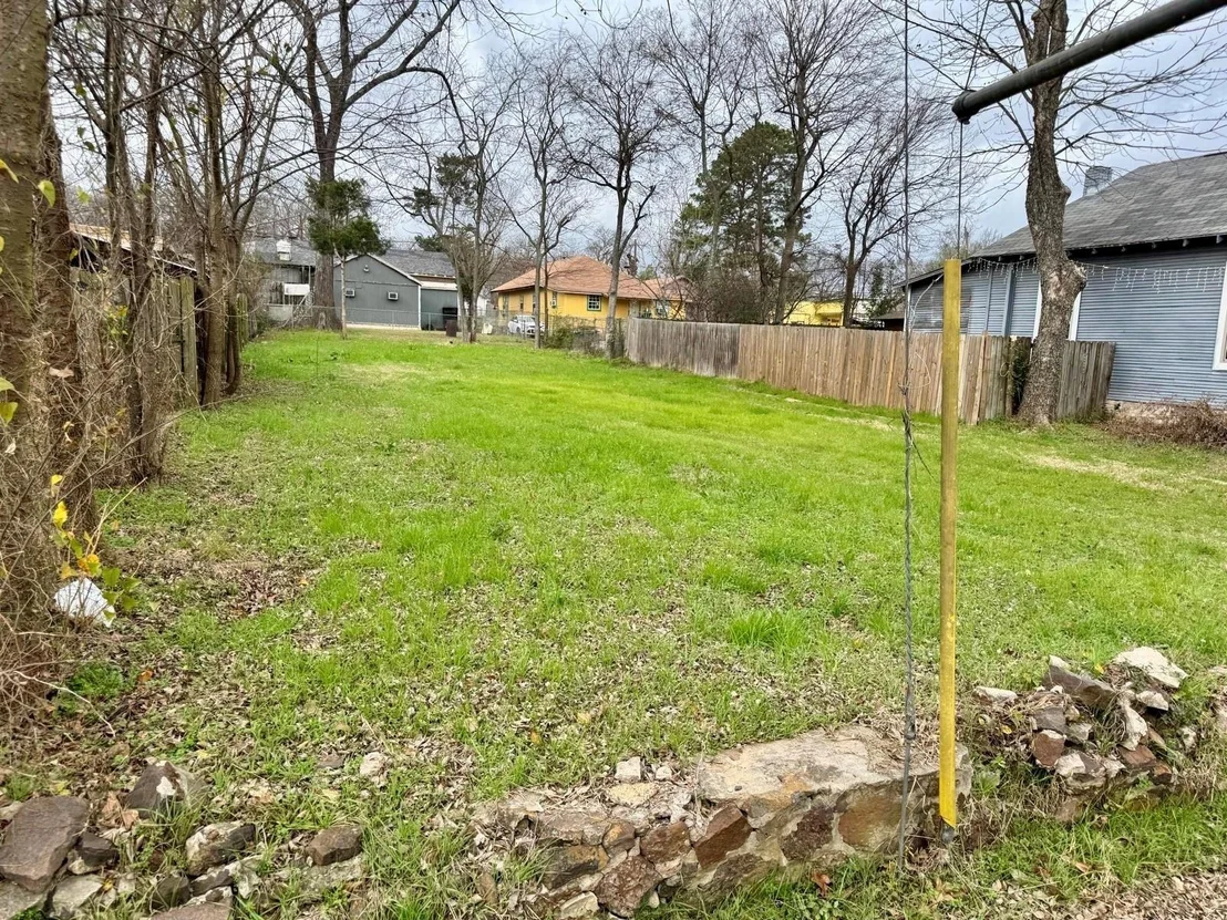 Photo of 706 N Della Avenue