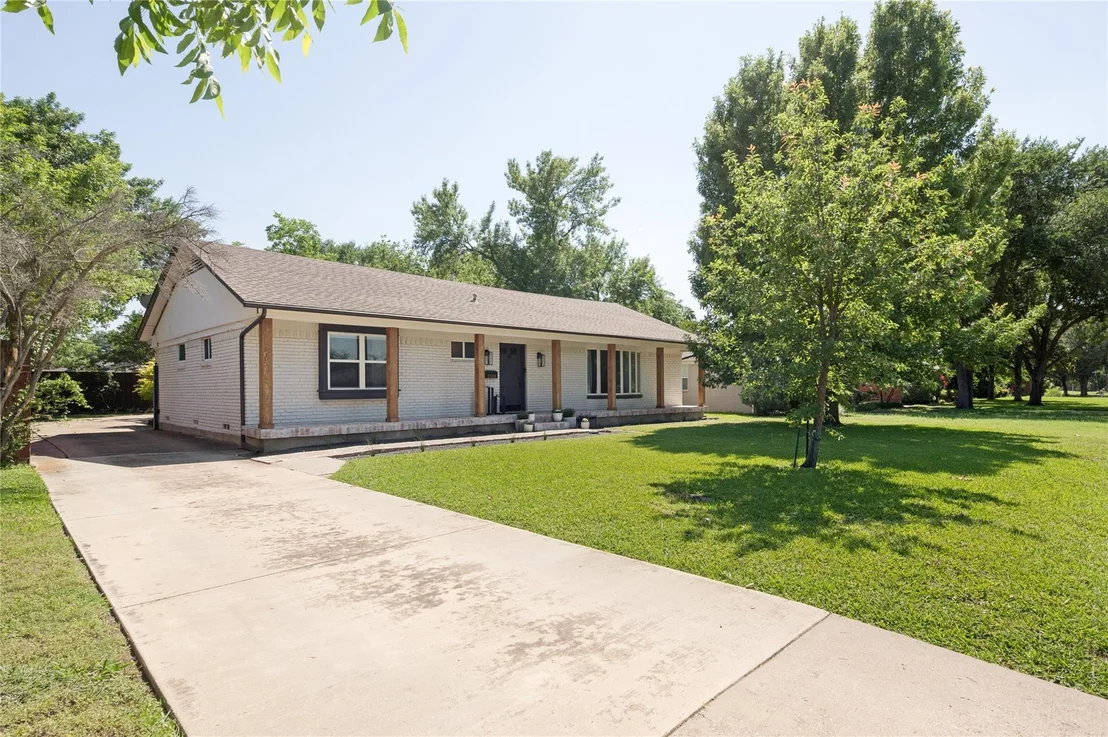 Photo of 3518 Townsend Drive