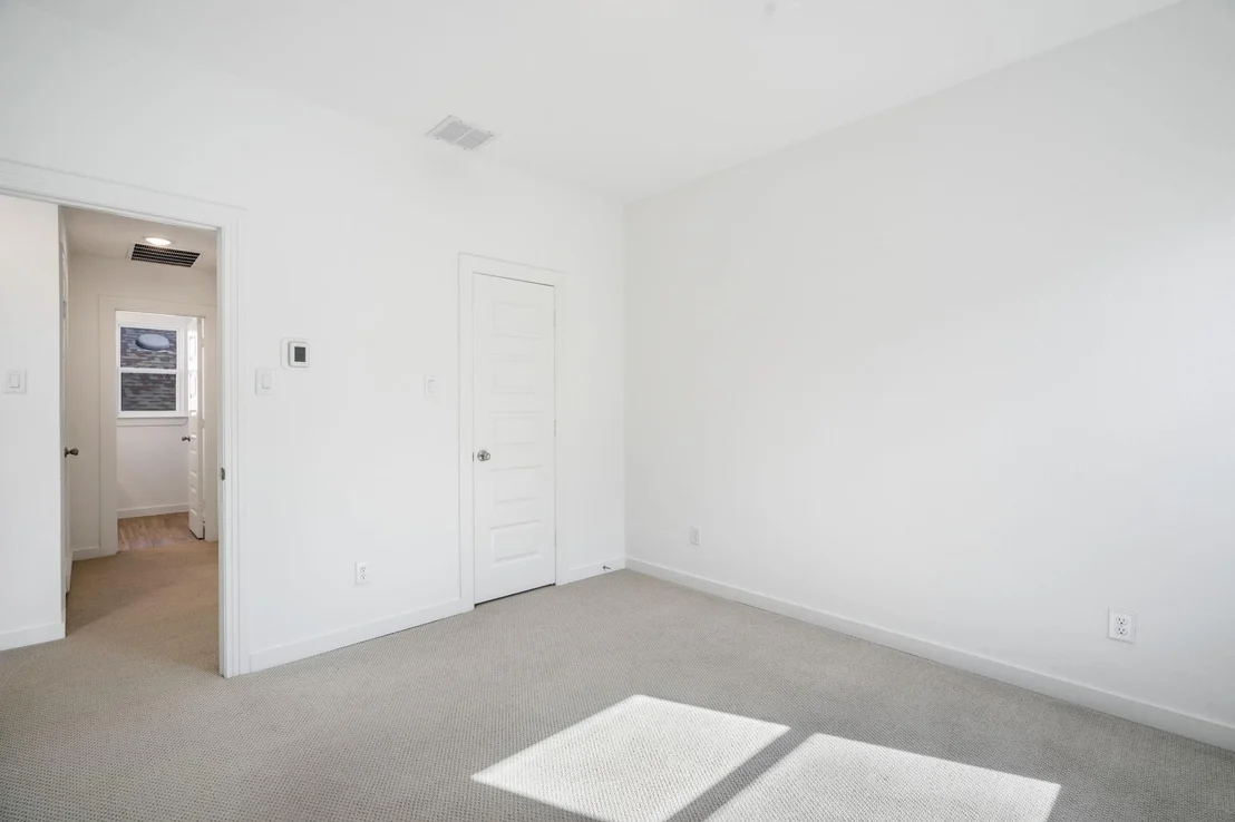 Photo of 1825 Pelham Drive