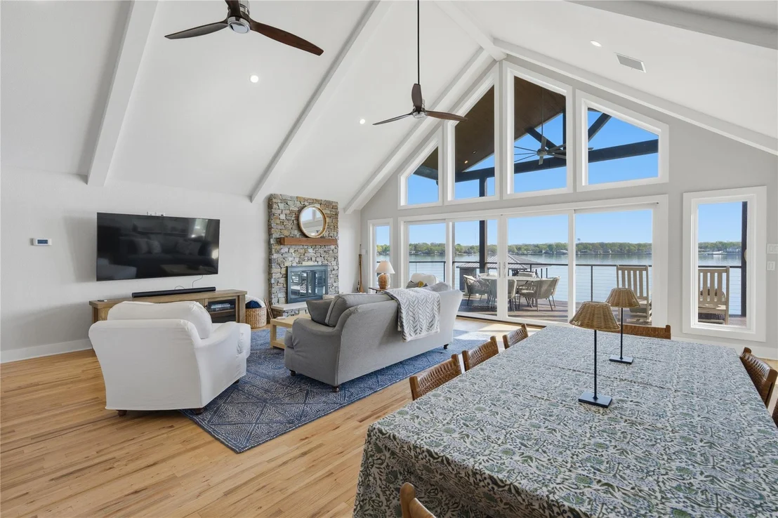 Photo of 648 Enchanted Isles Drive