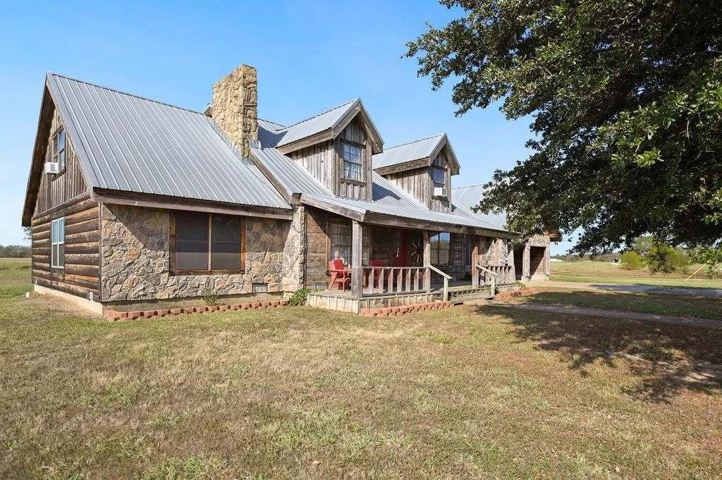 Photo of 411 Rs County Road 4525