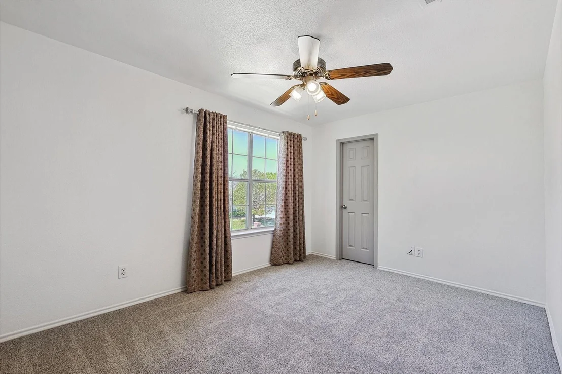 Photo of 10740 Irish Glen Trail