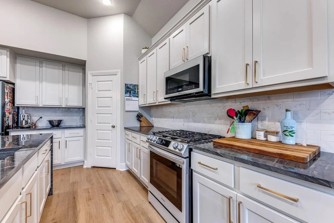 Photo of 1249 Meridian