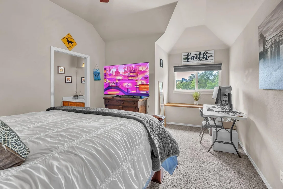 Photo of 333 Coach House Circle