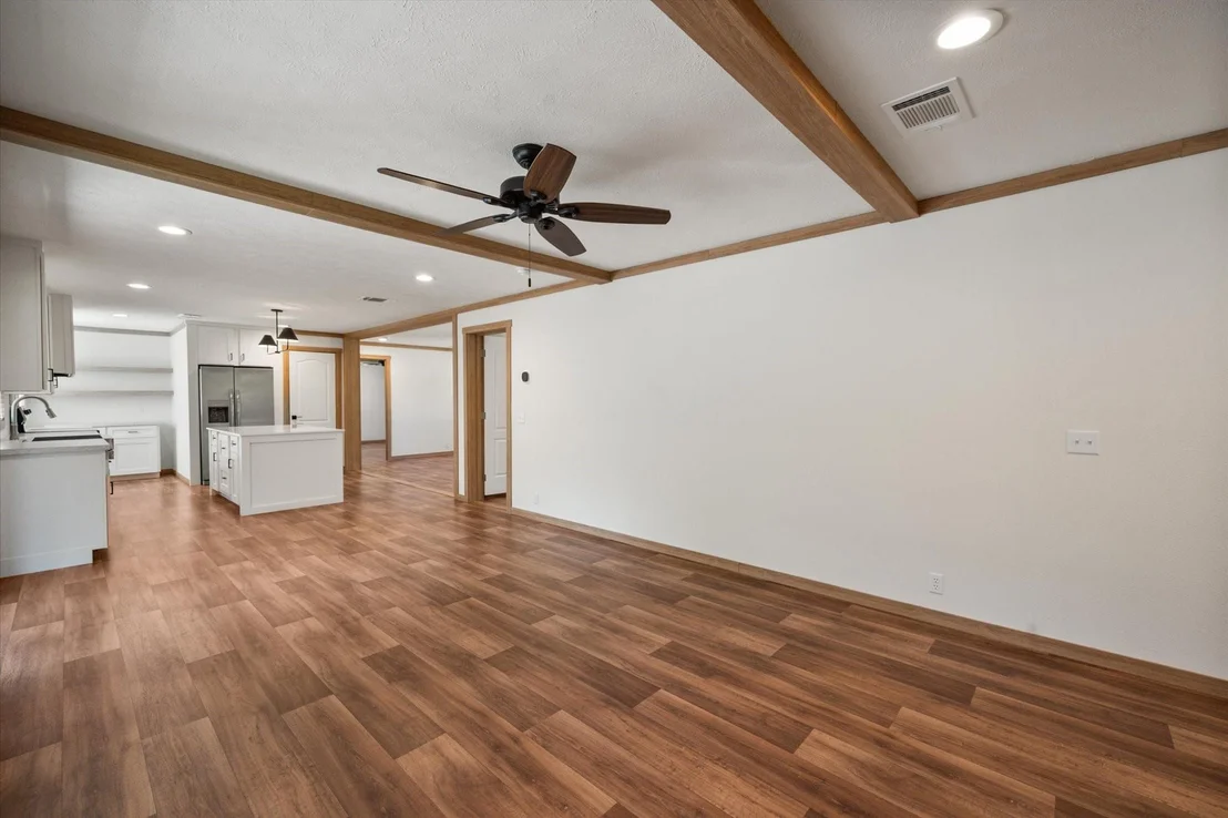 Photo of 716 N Wright Avenue