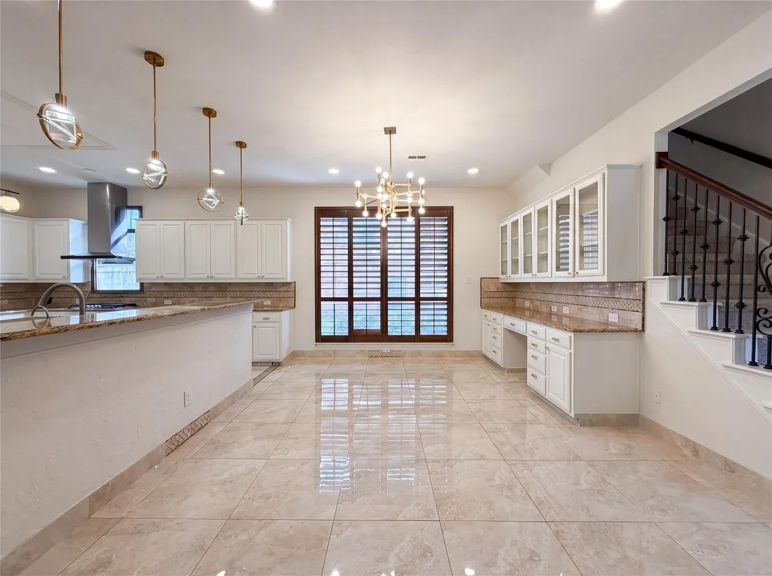 Photo of 1429 Greenbriar Drive