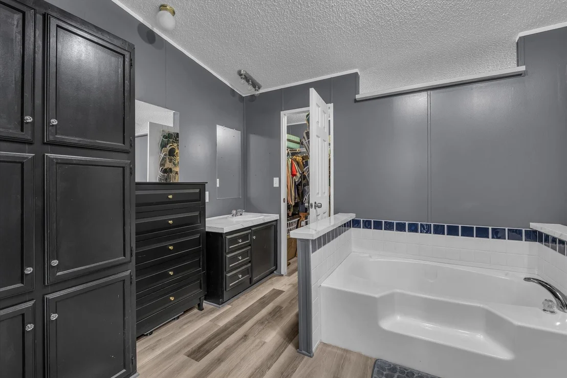 Photo of 3615 Spring Valley Road