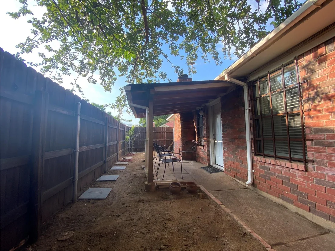 Photo of 2022 Minnie Drive