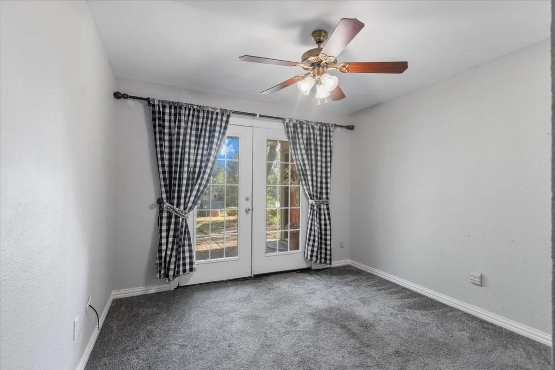 Photo of 1715 Leisure Lane