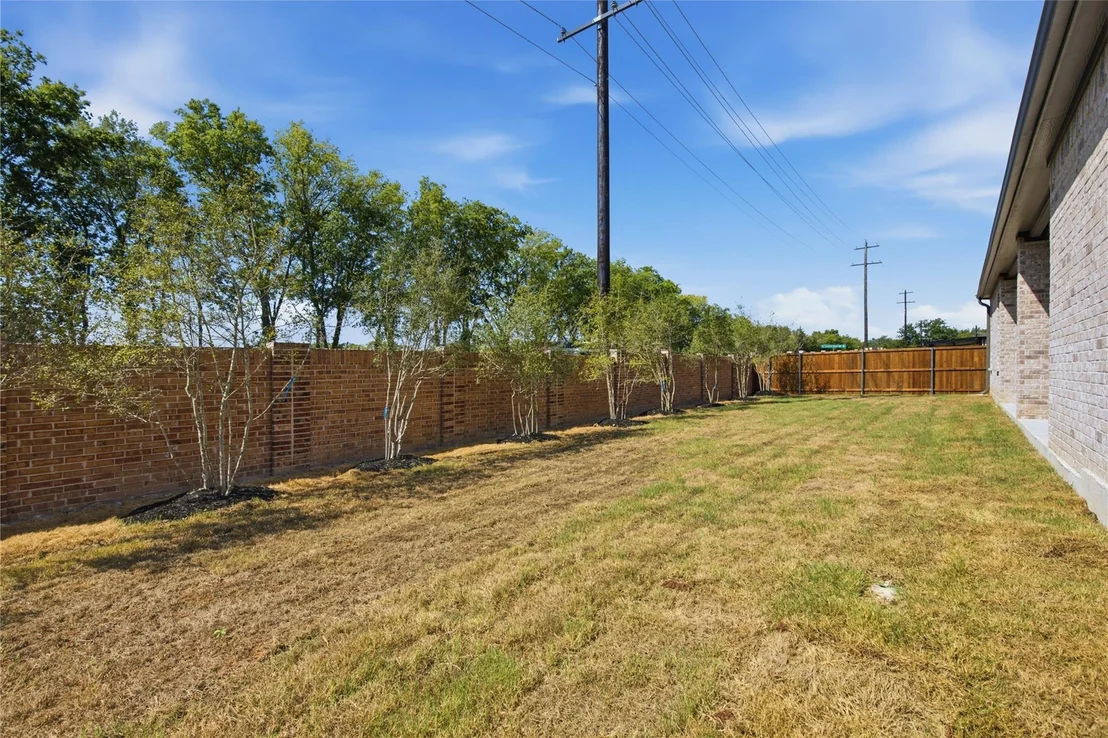 Photo of 1329 Benjamin Trail