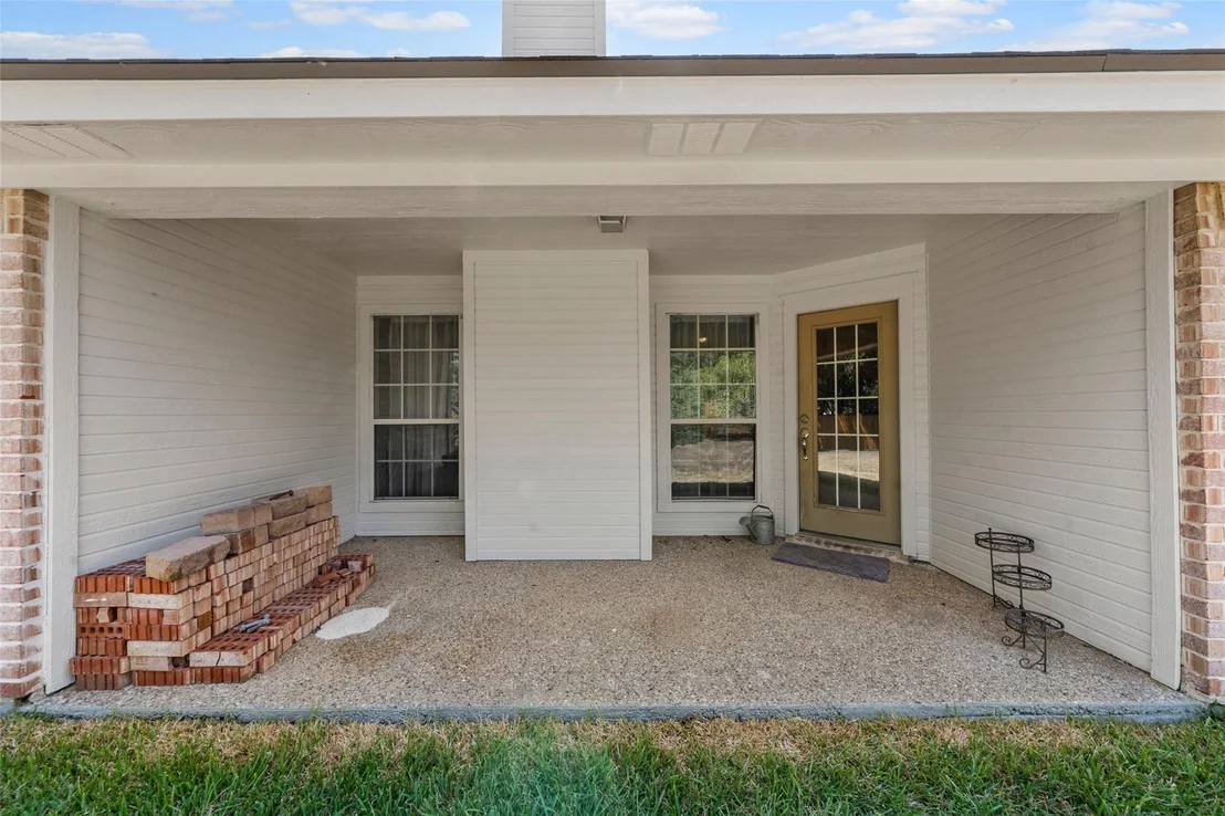 Photo of 616 Pebble Creek Drive