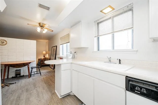 Photo of 1759 Gross Road
