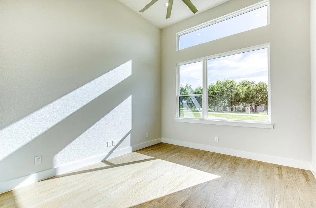 Photo of 1376 Shadow Lakes Drive