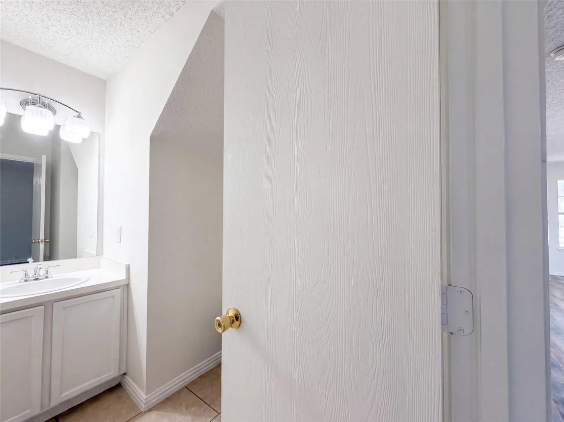 Photo of 4325 Falcon Drive