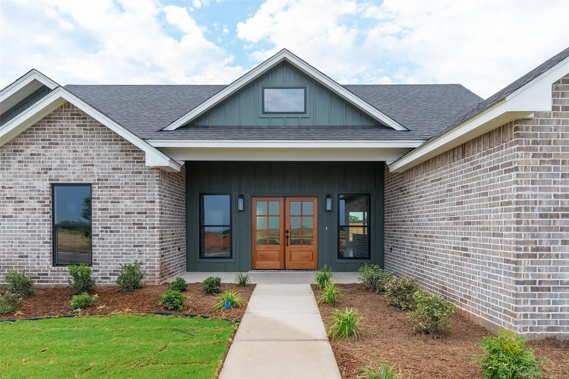 Photo of 129 Laken Ridge