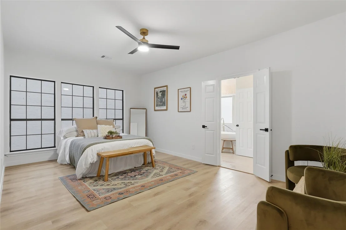 Photo of 17118 Planters Row