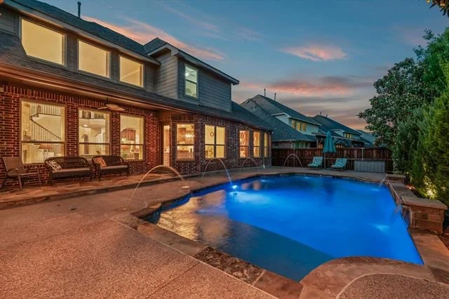 Photo of 2812 Waverley Drive
